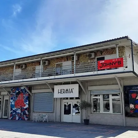 Johny's Kallithea (Chalkidiki)