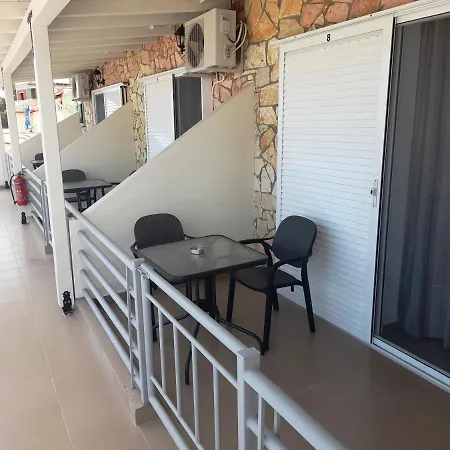 Johny's Kallithea (Chalkidiki)