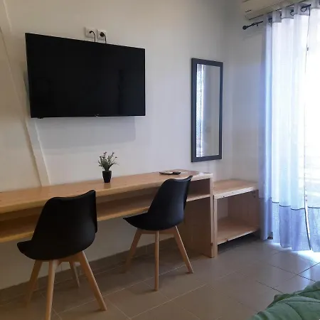 Johny's Apartment *